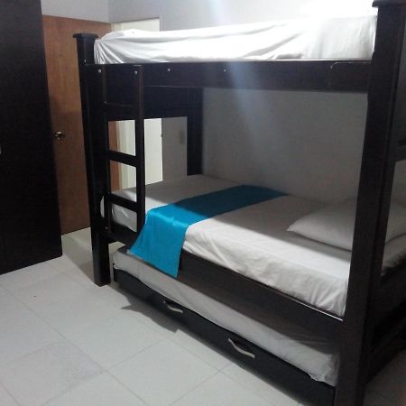 E2 Comodo Y Amplio Apartamento En Laureles Estadio 120 Mts2 Медельин Экстерьер фото