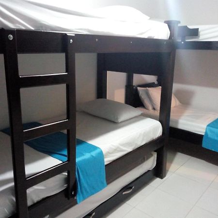 E2 Comodo Y Amplio Apartamento En Laureles Estadio 120 Mts2 Медельин Экстерьер фото